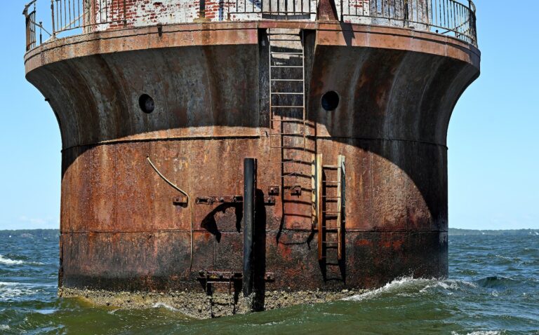 Chesapeake waterfront real estate for $450,000?  It’s a lighthouse.